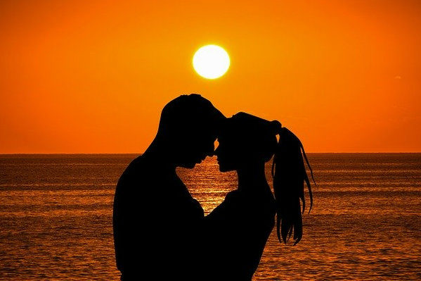 sunset-lovers